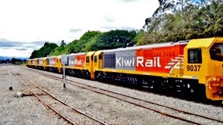 6 NEW KiwiRail DL Class Locomotives with DXB 5080  Ave Road [upl. by Juakn352]