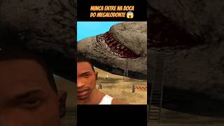 NUNCA ENTRE NA BOCA DO MEGALODONTE 😱 shorts games gtasanandreas [upl. by Llerrac]