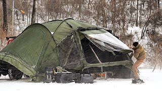 Camping in a Blizzard Catch a Dinosaur Tent Flying in a Snowstorm [upl. by Joannes621]