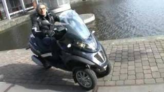 Review Motorscooter Piaggio MP3 Consumentenbond [upl. by Schwartz562]