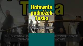 Hołownia podnóżkiem Tuska Kwestia Telewizji Republika polityka [upl. by Raven]