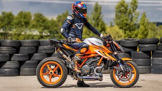 KTM 1290 SUPER DUKE R EVO 2022  acceleration test 0200kmh amp time attack  RokON VLOG 131 [upl. by Alleahcim]