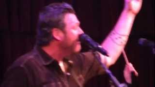 quotIts all about tonightquot Blake Shelton  Blind HorseSaloon Greenville [upl. by Hendrik]