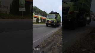 Si Gagah Perkasa Hino 500 dump truk [upl. by Haraz404]