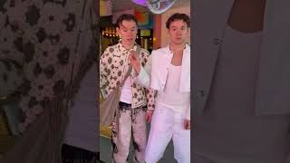 marcusandmartinus los representantes de Suecia se anima a cantar un trocito de “Zorra” 🦊 [upl. by Nitsu]