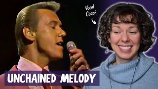 Vocal analysis featuring Bobby Hatfield of The Righteous Brothers singing Unchained Melody LIVE [upl. by Ennovahs]