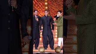 Shah Rukh Khan and Salman Khan fight on stage again SHOCKING video from Ambani event [upl. by Brookhouse]