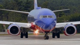 Southwest B737800 Close Up amp Takeoff [upl. by Asum]