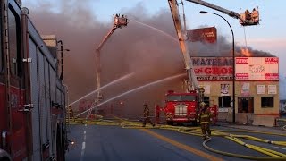 Incendie à Montréal 1012  2 Novembre 2011 [upl. by Enneiviv]