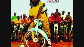 Tiken Jah Fakoly  Le Balayeur [upl. by Stambaugh]