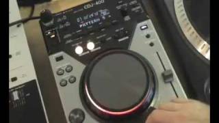 Pioneer CDJ400 Review  Platter lights [upl. by Enoval]