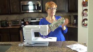 SEW AN EASY OVEN MITT [upl. by Sel]