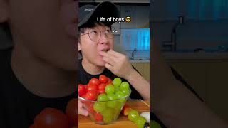 How to eat like a man 😂 Mykoreandic‎refugiomental6032 shorts trending [upl. by Aihtenyc]