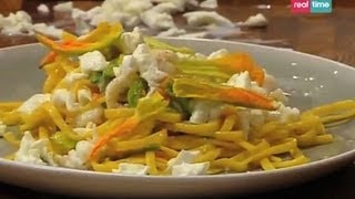 Tagliolini con scampi e fiori di zucca  Cucina con Ale ricette [upl. by Gennie]