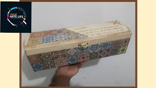 Caixa Porta Vinho Decoupage Guardanapo Azulejo [upl. by Yrram91]