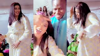 Les pas de dance de Soumboulou Bathily a la présence de son mari Abdoulaye Diop KhassquotKi moy borom k [upl. by Ecydnac]