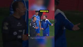 El Arbitro Expulso al Medico 🤯 [upl. by Annahsor879]