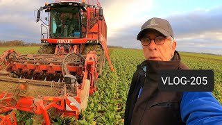 FARMVLOG 205 wortels en suikerbieten rooien [upl. by Limber]