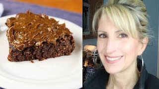 EASY RAW VEGAN CHOCOLATE CAKE [upl. by Innad]