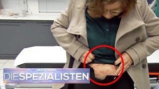 Ekelig Patienten haben juckende Milben unter der Haut  Die Spezialisten  SAT1 TV [upl. by Ardnnek]