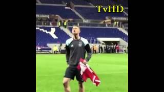 Ajax player Matthijs De Ligt  Leading the chants away at Lyon [upl. by Colet620]