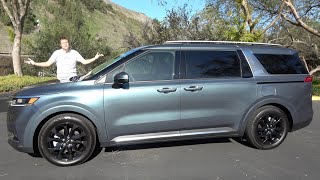 The 2022 Kia Carnival Is a HighTech Luxury Minivan [upl. by Ramak]