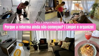 Lavei os banheiros Limpei e decorei a sala Porque a reforma ainda não começou Missão Virtuosa [upl. by Gytle700]