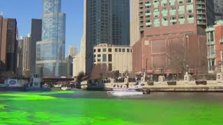 Crowds gather ahead of Chicago River dyeing for St Patricks Day [upl. by Bernt85]