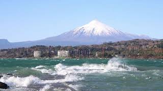 VIENTO PUELCHE SOBRE EL LAGO VILLARRICA  Relaxing Sound of the waves [upl. by Nilad]