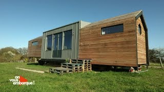 Visite dune quottinyhousequot installée en Touraine [upl. by Skurnik]