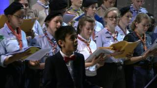 Un moment de Grâce Pueri Concinite par Eric le Rossignol 11 ans et le Chœur scout des Flandres [upl. by Saideman]