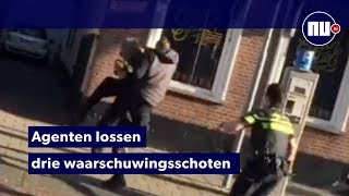 Agressieve man valt agenten aan in Waalwijk [upl. by Soisinoid34]