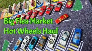 Big Flea Market Hot Wheels Haul from Renningers in Melbourne Florida [upl. by Marget]