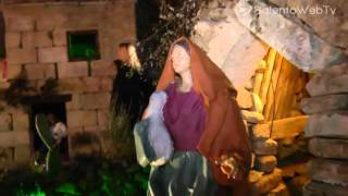 Presepe nellanfiteatro romano a Lecce simbolo di pace e tradizione [upl. by Maril841]