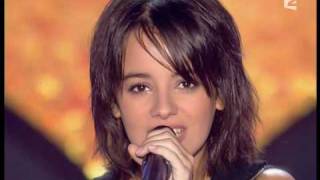 alizee  a contre courant Live [upl. by Lecirg]