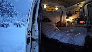 Snow CountryThe longest night in the year Camping alone in a small car [upl. by Airretal]