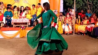 বিয়ে বাড়িতে মেয়েটির অসাধারণ নাচ  New Wedding Dance Performance  Dj Sravanthi  ABC Media [upl. by Dall397]