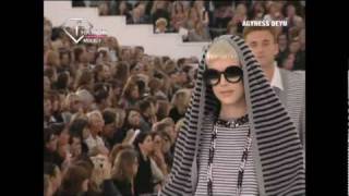 FashionTV  FTVcom  Models SS 07 Agyness Deyn [upl. by Harwill]