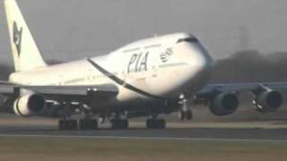 PIA Boeing 747300 landing perfect must watch it amazing [upl. by Alyhc]