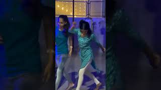 ગુજરાતી ગરબા સ્ટેટ્સ navratri spacial trendingshort videonvratrispecial trending gujratigarbasong [upl. by Saxen204]