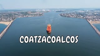 Coatzacoalcos barcos en movimientos una perspectiva desde el cielo [upl. by Jenette416]