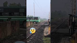 ரயில் வரும் நேரத்தில் 😭 train cross bus OMG shortvideo trending shorts viralvideo train [upl. by Mcnully294]