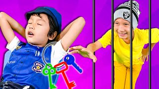 Escape From Police Station Song  Kids Songs [upl. by Virendra704]