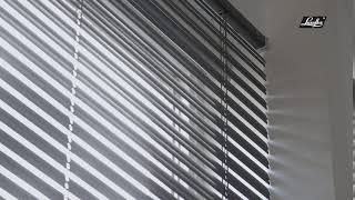 Venetian Blinds Quick Release by Luxaflex® [upl. by Sanjiv]