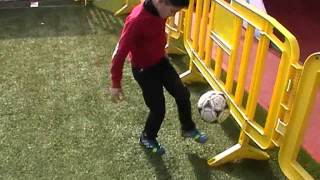 Pietro 9 ans petit prodige du football [upl. by Ittak]