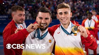 Spain beats France for gold in mens Olympic soccer final [upl. by Eeruhs]