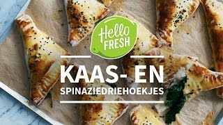 Kaas spinaziedriehoekjes [upl. by Iover]