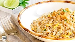 Receta fácil de Arroz frito con ajo quotKhao Pad Kratiamquotข้าวผัดกระเทียม [upl. by Eudosia]