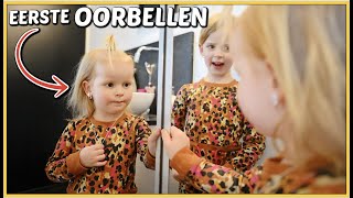 LUXY KRiJGT VOOR HET EERST OORBELLEN 😱  Bellinga Vlog 2379 [upl. by Maxwell245]