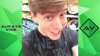 NEW Thomas Sanders Narrating Peoples Lives W Titles Story Time Top Vines of 2015 [upl. by Belayneh]